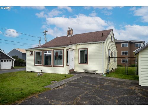 1509 Nw 39th St, Lincoln City, OR, 97367-4843 | Card Image