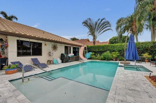 3187 Beechberry Cir, Davie, FL, 33328-6719 | Card Image