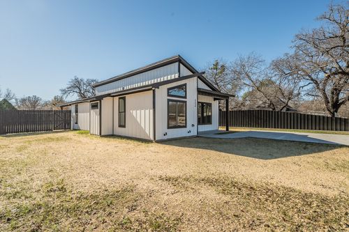 112 Stevens St, Bridgeport, TX, 76426-2202 | Card Image