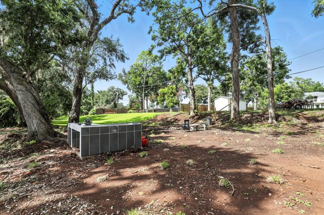 542 Circle Way St, House other with 4 bedrooms, 2 bathrooms and 1 parking in Lake Jackson TX | Image 14