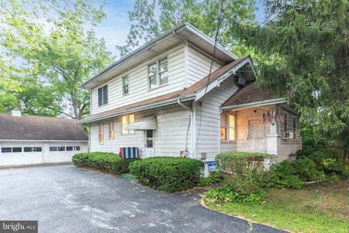 1135 Pawlings Rd, AUDUBON, PA, 19403-2211 | Card Image