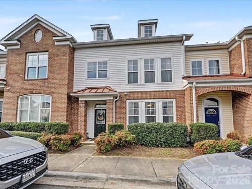 8421 Scotney Bluff Ave, Charlotte, NC, 28273-3592 | Card Image