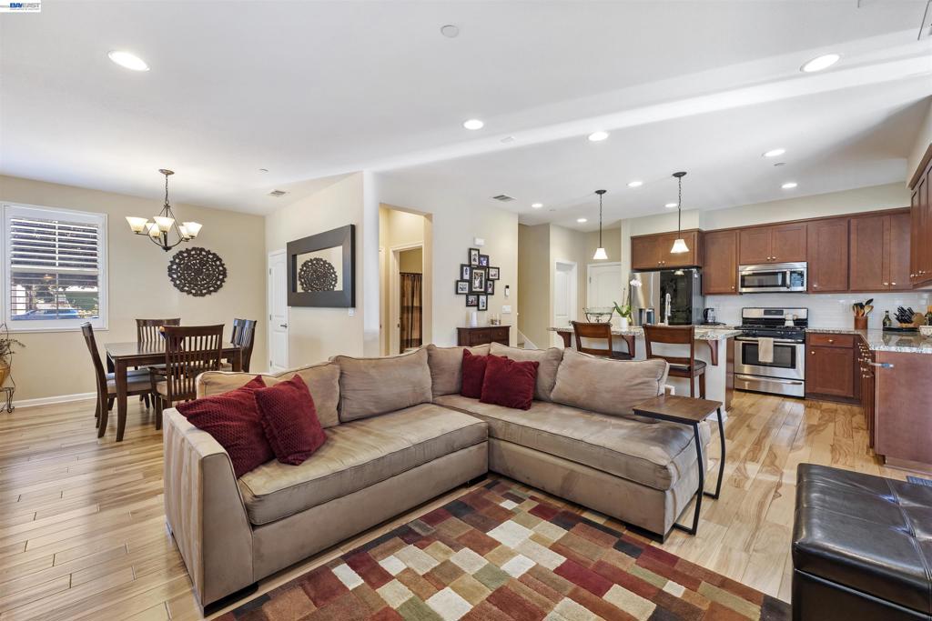 Residential in Hayward 3