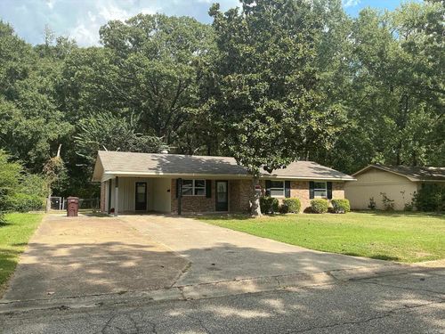 1111 S Adams St, Crossett, AR, 71635-3701 | Card Image