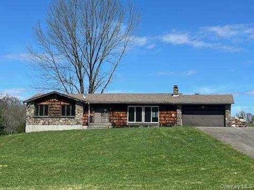 30 Crumley Van Vactor Rd, Ferndale, NY, 12734-5700 | Card Image