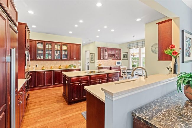 11 Newbury Dr, Condo with 2 bedrooms, 4 bathrooms and 6 parking in Westerly RI | Image 16
