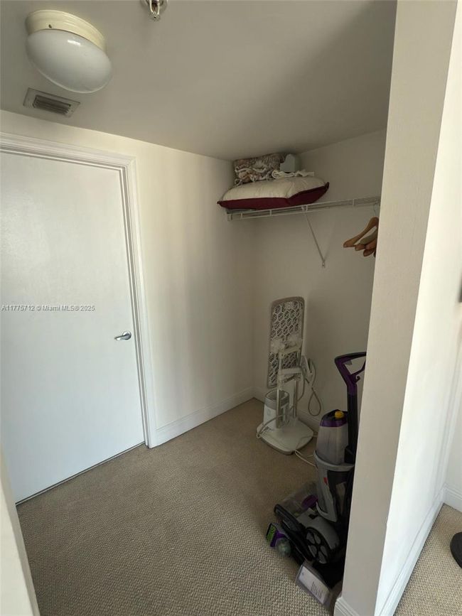 APT-1612 - 1750 N Bayshore Dr, Condo with 1 bedrooms, 1 bathrooms and null parking in Miami FL | Image 15