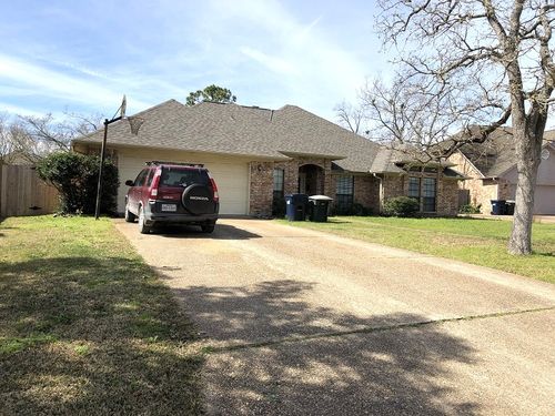 1006 Oakhaven Cir, College Station, TX, 77840-2628 | Card Image