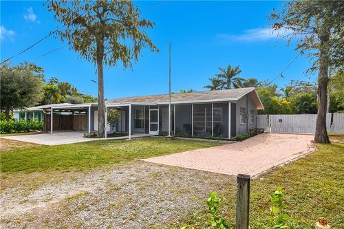 48 Republic Dr, NAPLES, FL, 34112-7328 | Card Image