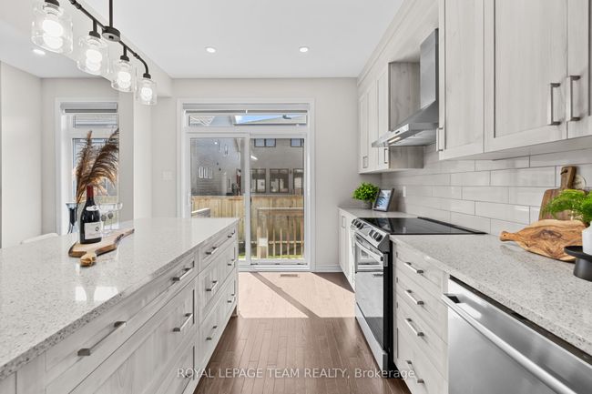 908 Echinacea Row, House other with 4 bedrooms, 4 bathrooms and 4 parking in Nepean ON | Image 12