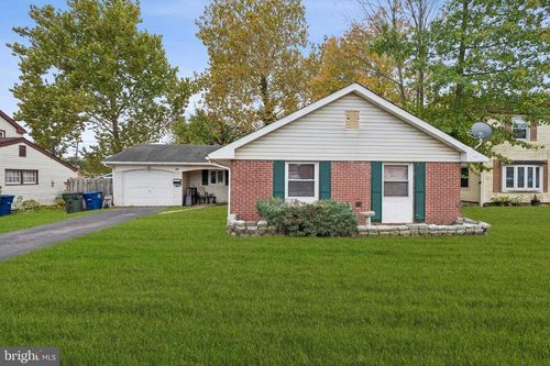 20 Pensdale Ln, Willingboro, NJ, 08046-2714 | Card Image