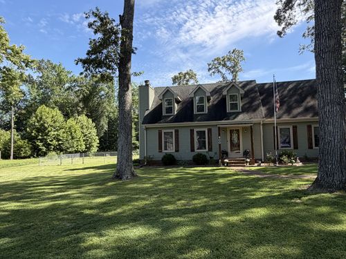 400 Sharondale Dr, Tullahoma, TN, 37388-2852 | Card Image