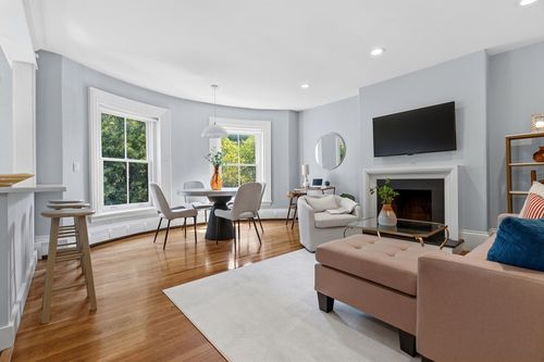 3-32 Union Park, Boston, MA, 02118-3884 | Card Image