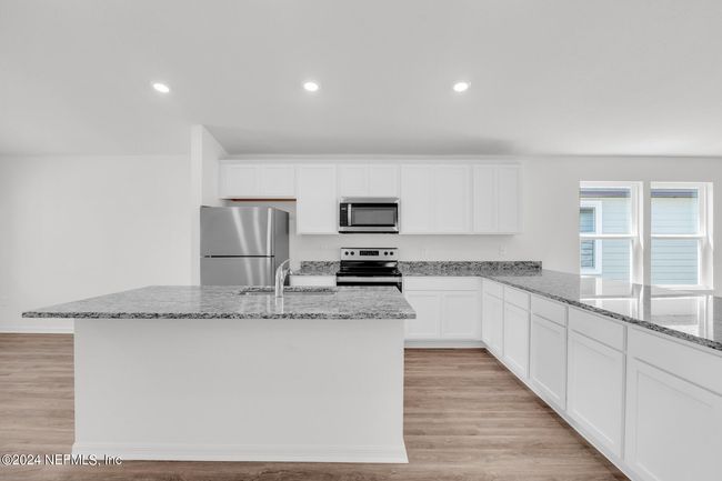 6930 Myrtle Oak Rd, House other with 3 bedrooms, 2 bathrooms and null parking in Jacksonville FL | Image 4
