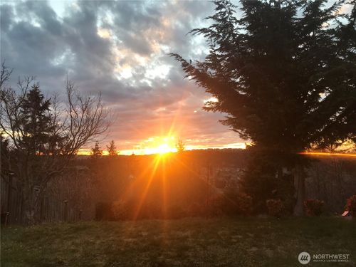 10617 189th Ave E, Bonney Lake, WA, 98391-6030 | Card Image