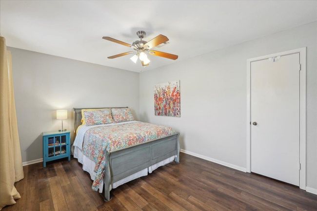 1047 Park Meadow Dr, Condo with 3 bedrooms, 2 bathrooms and null parking in Beaumont TX | Image 20
