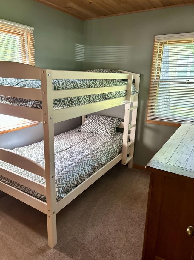 Bedroom 2 on main floor | Image 27