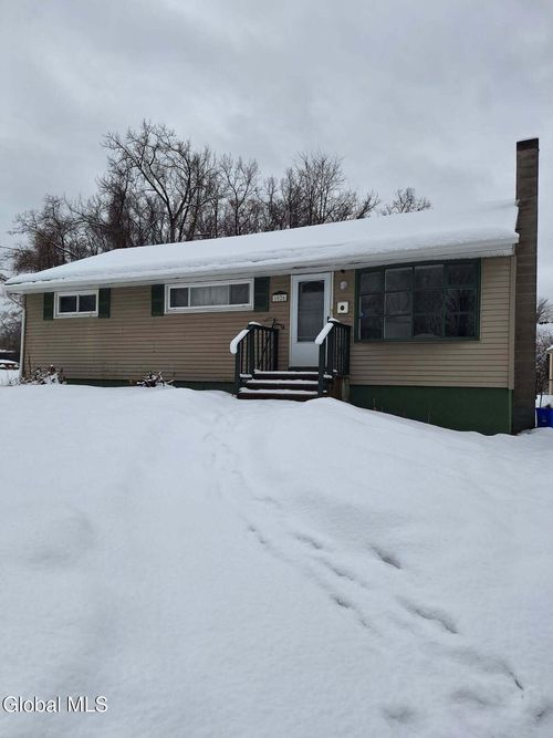 1026 Madison Ave, Troy, NY, 12180-5436 | Card Image