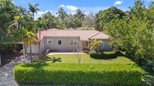 10626 Ne 10th Ct, Miami Shores, FL, 33138-2102 | Card Image