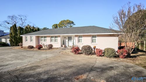 1203 Governors Dr Se, Huntsville, AL, 35801-2738 | Card Image