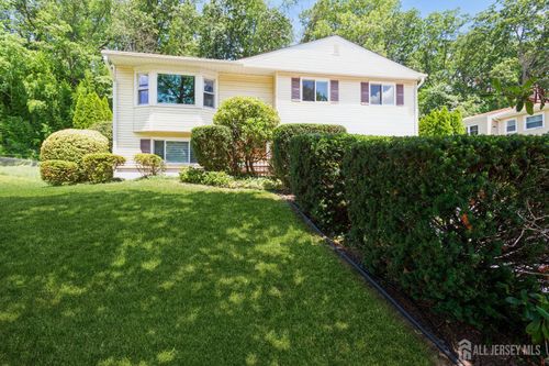 34 Bartman Rd, East Brunswick, NJ, 08816-4639 | Card Image
