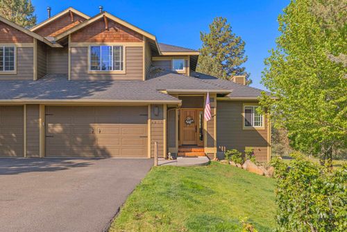 4830 Redtail Dr, Klamath Falls, OR, 97601-8587 | Card Image