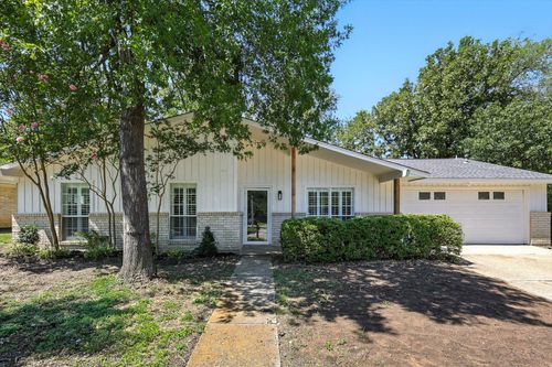 2909 Bristol St, Denton, TX, 76209-1201 | Card Image