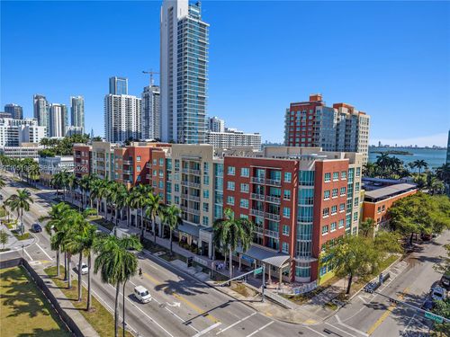 3213-2001 Biscayne Blvd, Miami, FL, 33137-5027 | Card Image