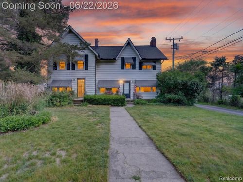 a-1-23 W Burdick St, Oxford, MI, 48371-4600 | Card Image