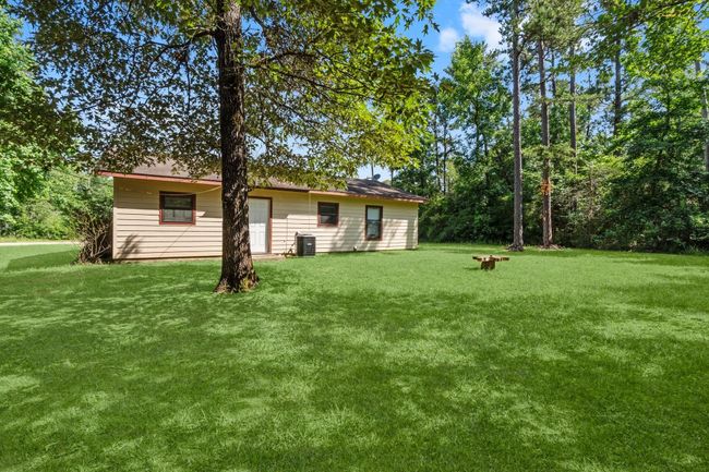185 Rustic Way, House other with 3 bedrooms, 2 bathrooms and null parking in Livingston TX | Image 27