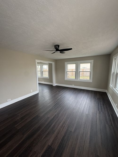 411 Hooper St, Smithville, TN, 37166-1809 | Card Image