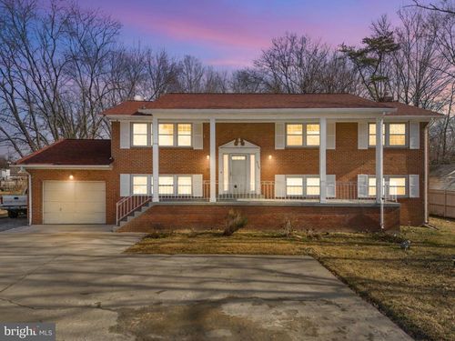 8304 Allentown Rd, FORT WASHINGTON, MD, 20744-1801 | Card Image