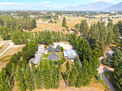 300 Jayhawk Ln, Columbia Falls, MT, 59912-8655 | Card Image