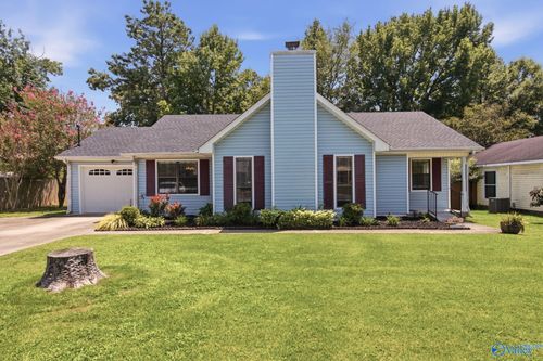 2415 Oxmoor Ln Sw, Decatur, AL, 35603-1069 | Card Image