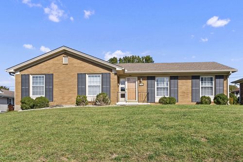 109 Pin Oak Dr, Lancaster, KY, 40444-1046 | Card Image