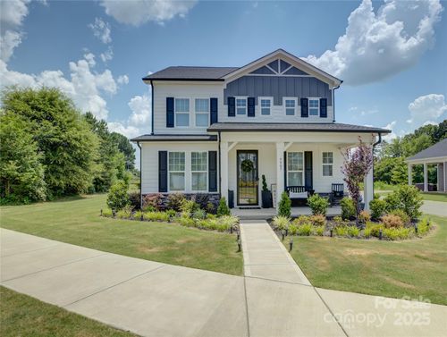 9507 Pointer Rd, Huntersville, NC, 28078-9803 | Card Image