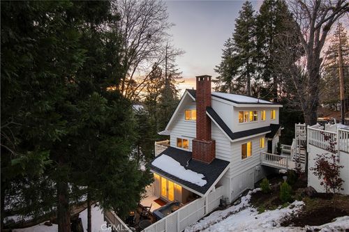 394 Ca-173, Lake Arrowhead, CA, 92352 | Card Image