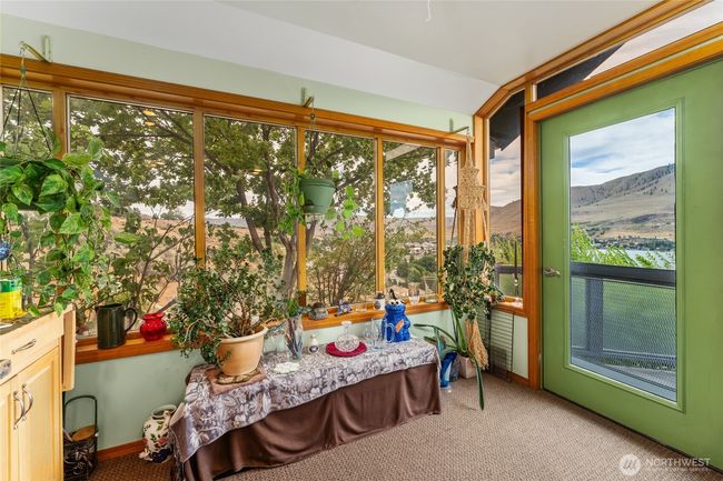 916 No See Um Rd, House other with 3 bedrooms, 3 bathrooms and 2 parking in Chelan WA | Image 14