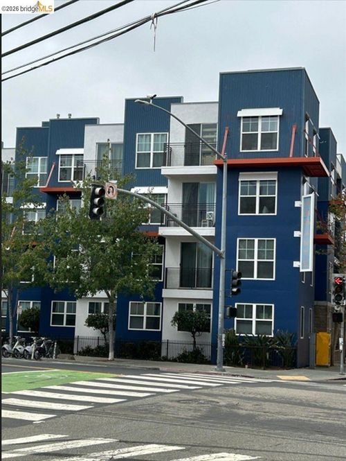 5102-1121 40th St, Emeryville, CA, 94608-3774 | Card Image