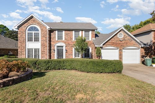 4138 Mapleridge Dr, Grapevine, TX, 76051-6550 | Card Image