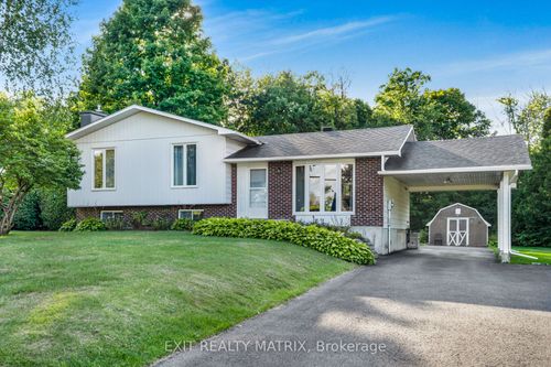 112 Rue Eliza, L'orignal, ON, K0B1K0 | Card Image