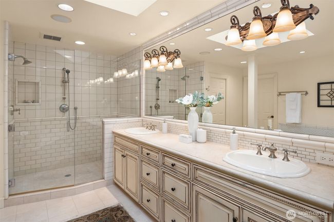 21712 Ne 144 Th Pl, House other with 4 bedrooms, 4 bathrooms and 5 parking in Woodinville WA | Image 26