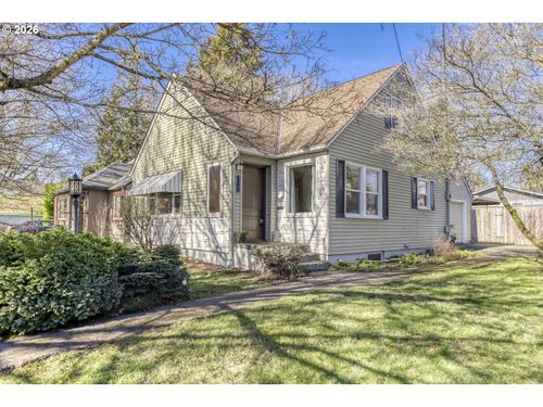 608 E 27th St, Vancouver, WA, 98663-3069 | Card Image