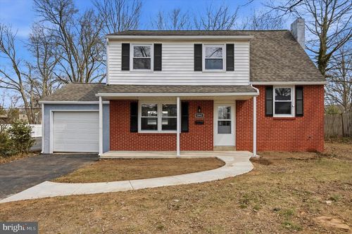 1061 York Ave, LANSDALE, PA, 19446-3334 | Card Image
