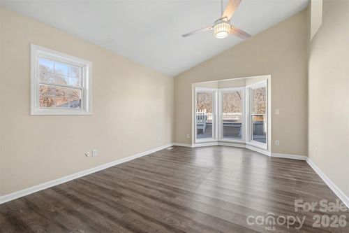 402 Shinnville Rd, Mooresville, NC, 28115-9375 | Card Image
