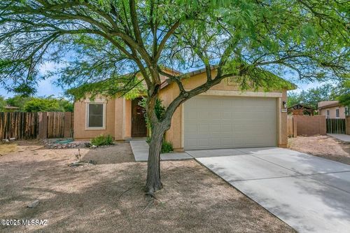10486 E Marquette Street, Tucson, AZ, 85747 | Card Image