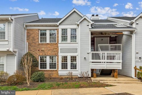 8-3-3353 Lakeside View Dr, FALLS CHURCH, VA, 22041-2451 | Card Image