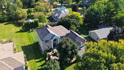 301 Plymouth Rd, Minnetonka, MN, 55305-1042 | Card Image