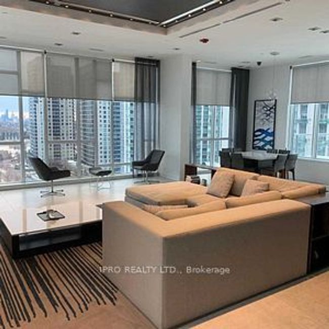 806 - 28 Avondale Ave, Condo with 2 bedrooms, 1 bathrooms and 1 parking in North York ON | Image 7