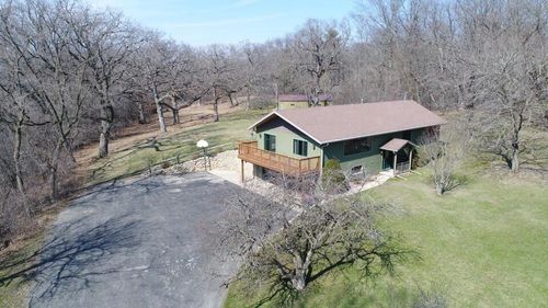 W9498 Highway 18, OAKLAND, WI, 53523 | Card Image